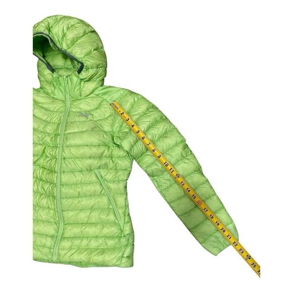 Arc'teryx Women's Green Puffer Jacket - Picture 4 of 15